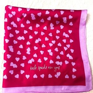 Kate Spade New York Heart Links 100% Silk Bandana Scarf / BRAND NEW - NEVER WORN